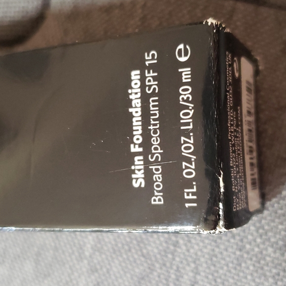 Bobbi Brown Skin Foundation Almond 7 New 1 fl oz - Picture 2 of 9